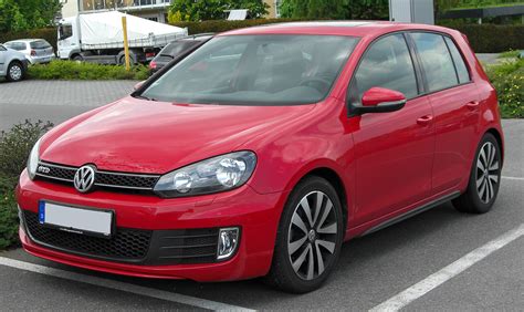 VW Golf VI .